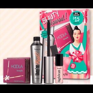 Benefit beauty blowout set